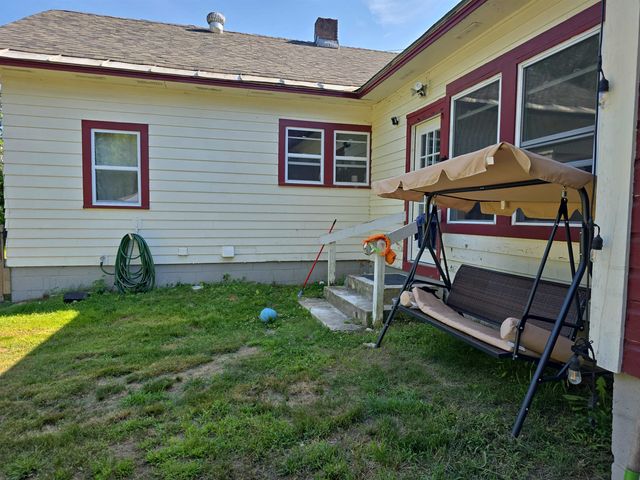 469 Old Claremont Road, Charlestown, NH 03603
