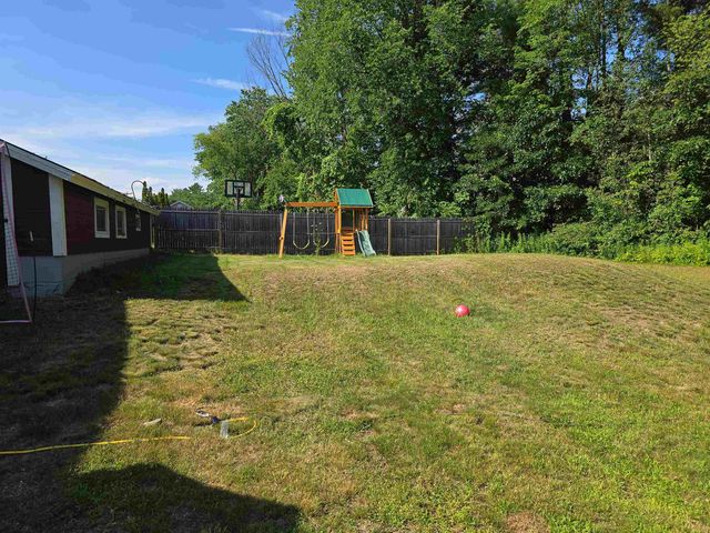 469 Old Claremont Road, Charlestown, NH 03603