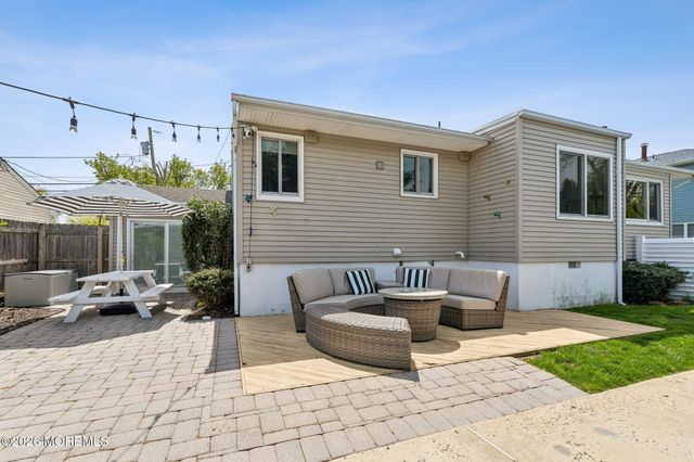 2225 Riviera Parkway, Point Pleasant, NJ 08742