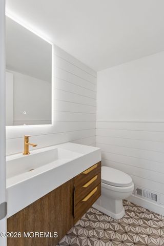2225 Riviera Parkway, Point Pleasant, NJ 08742