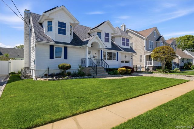 228 Atlantic Avenue, Massapequa Park, NY 11762