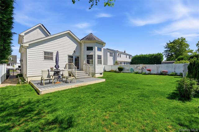 228 Atlantic Avenue, Massapequa Park, NY 11762