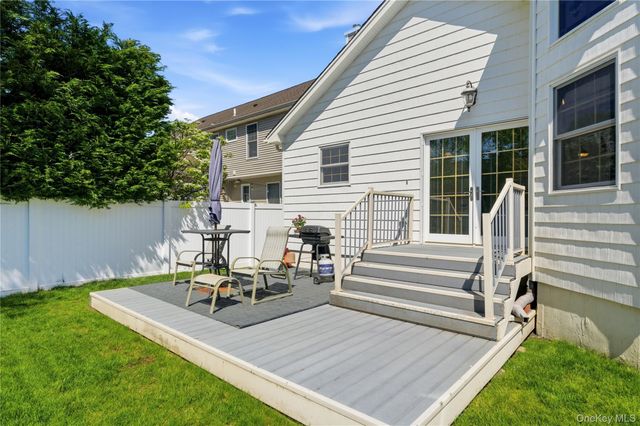 228 Atlantic Avenue, Massapequa Park, NY 11762