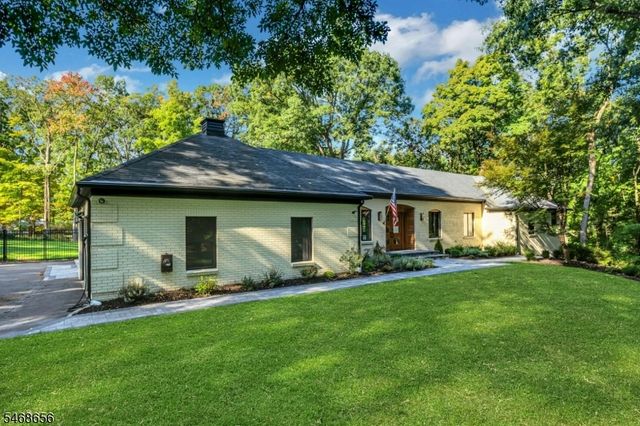 15 SHERWOOD DRIVE, Watchung Boro, NJ 07069