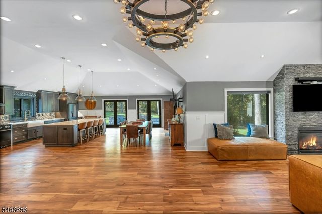 15 SHERWOOD DRIVE, Watchung Boro, NJ 07069