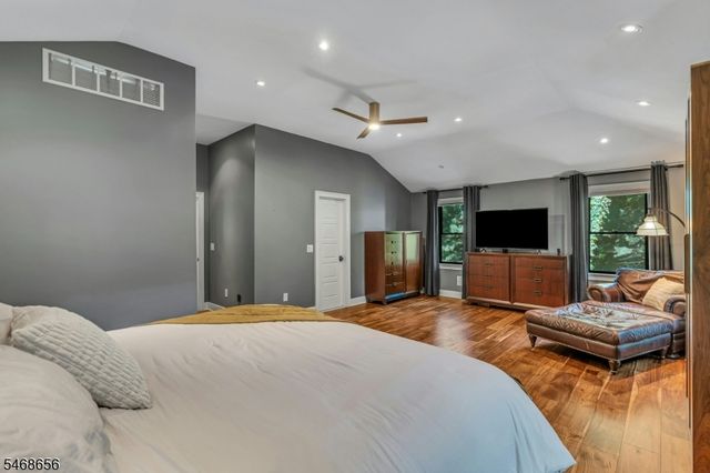 15 SHERWOOD DRIVE, Watchung Boro, NJ 07069