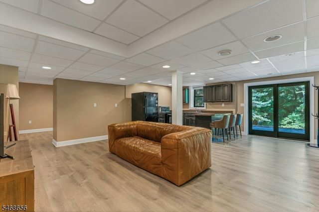 15 SHERWOOD DRIVE, Watchung Boro, NJ 07069
