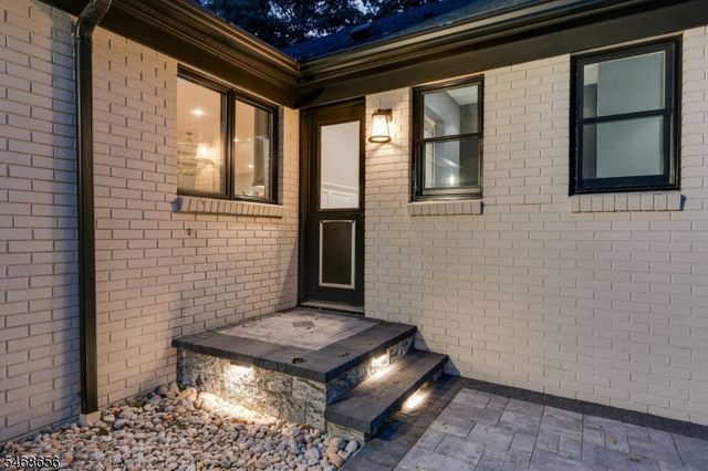 15 SHERWOOD DRIVE, Watchung Boro, NJ 07069