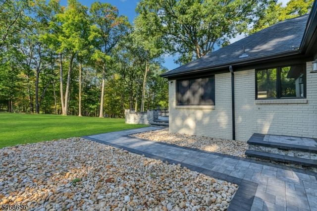 15 SHERWOOD DRIVE, Watchung Boro, NJ 07069