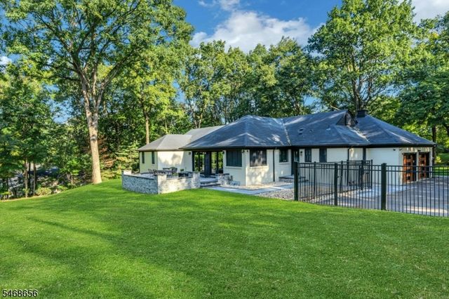 15 SHERWOOD DRIVE, Watchung Boro, NJ 07069