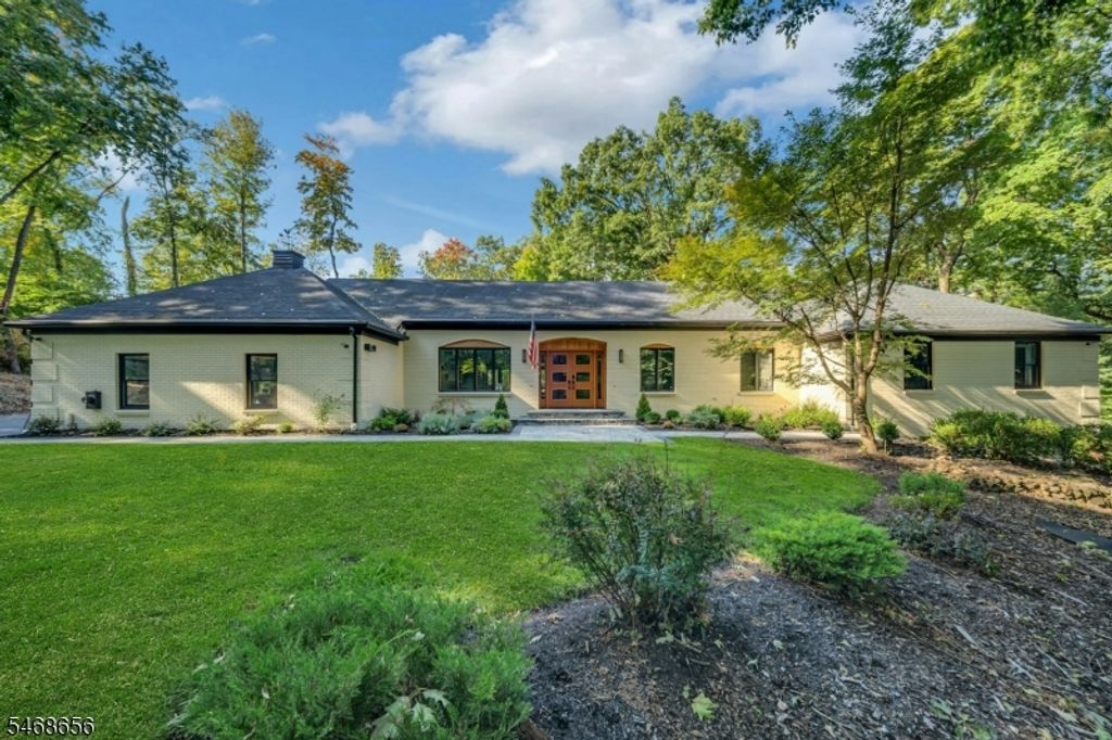 15 SHERWOOD DRIVE, Watchung Boro, NJ 07069