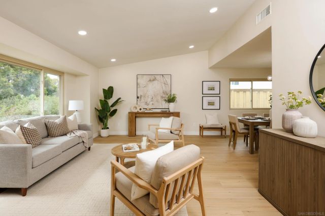 2403 Torrejon, Carlsbad, CA 92009