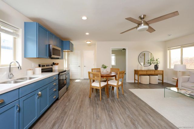 2403 Torrejon, Carlsbad, CA 92009