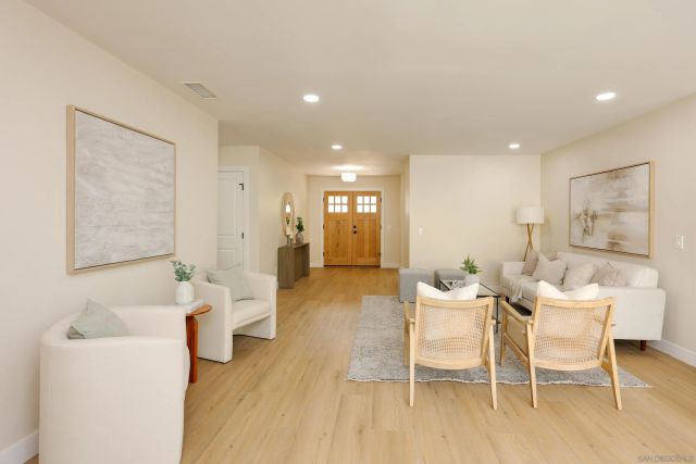 2403 Torrejon, Carlsbad, CA 92009