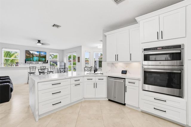 16387 NW 13th St, Pembroke Pines, FL 33028