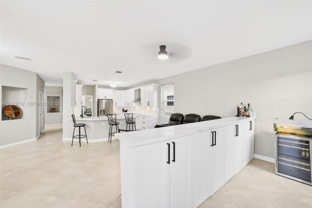 16387 NW 13th St, Pembroke Pines, FL 33028