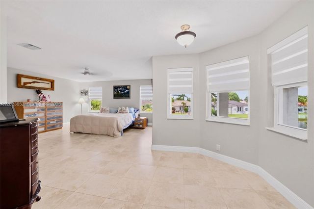 16387 NW 13th St, Pembroke Pines, FL 33028
