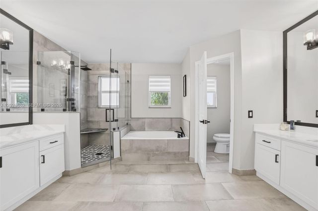 16387 NW 13th St, Pembroke Pines, FL 33028