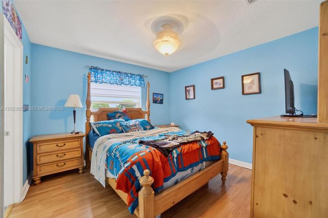 16387 NW 13th St, Pembroke Pines, FL 33028