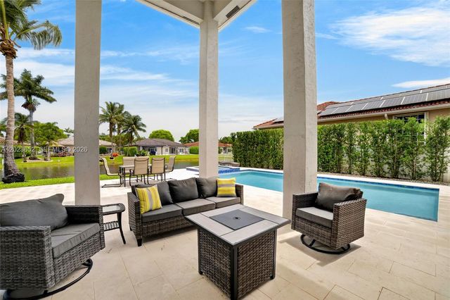 16387 NW 13th St, Pembroke Pines, FL 33028