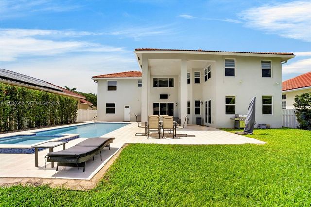 16387 NW 13th St, Pembroke Pines, FL 33028