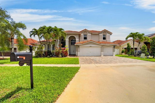 16387 NW 13th St, Pembroke Pines, FL 33028