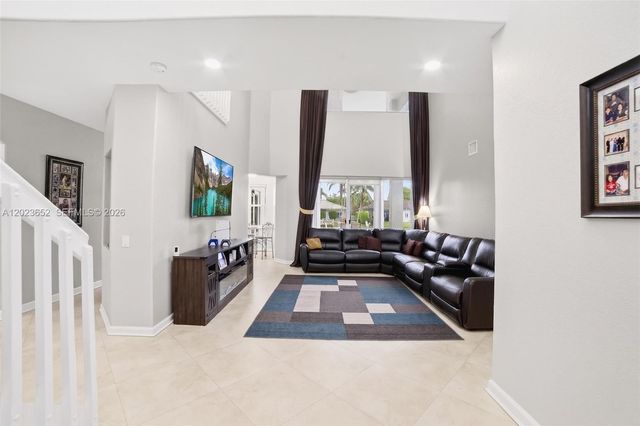 16387 NW 13th St, Pembroke Pines, FL 33028