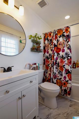 837 WALNUT STREET, Bessemer, AL 35020