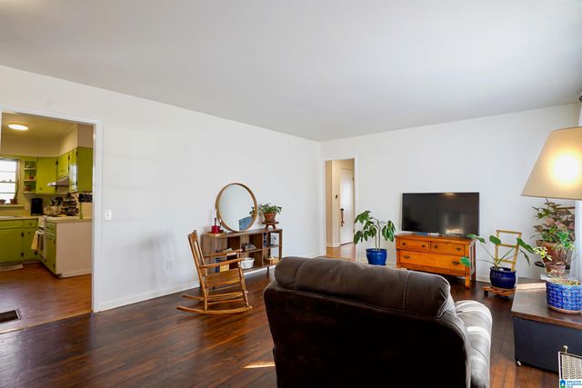 837 WALNUT STREET, Bessemer, AL 35020