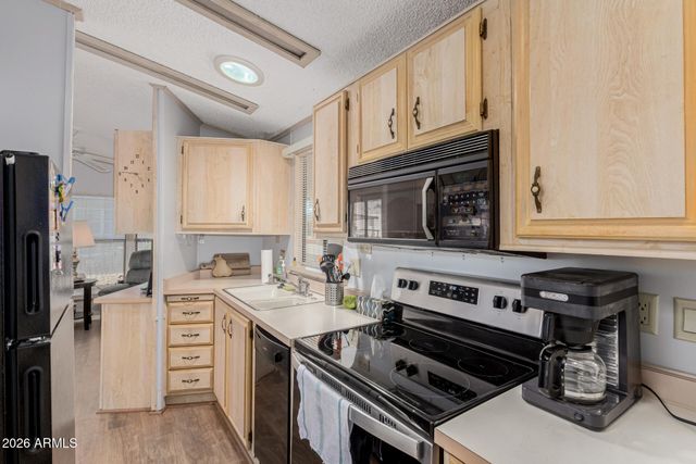 7750 E BROADWAY Road 209, Mesa, AZ 85208