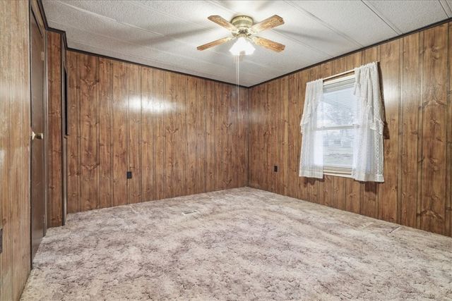 20 Jean St, Rostraver, PA 15012