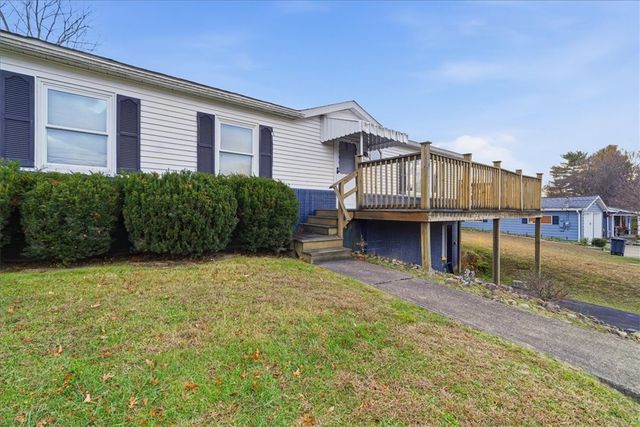 20 Jean St, Rostraver, PA 15012