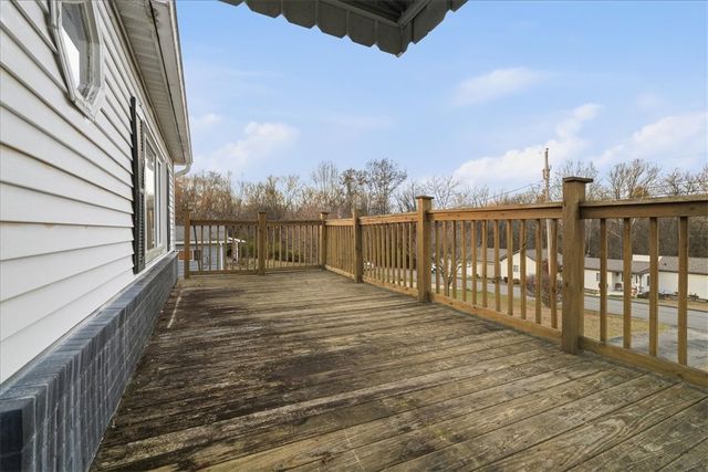 20 Jean St, Rostraver, PA 15012