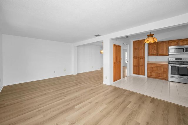 12045 68TH TERRACE, Seminole, FL 33772