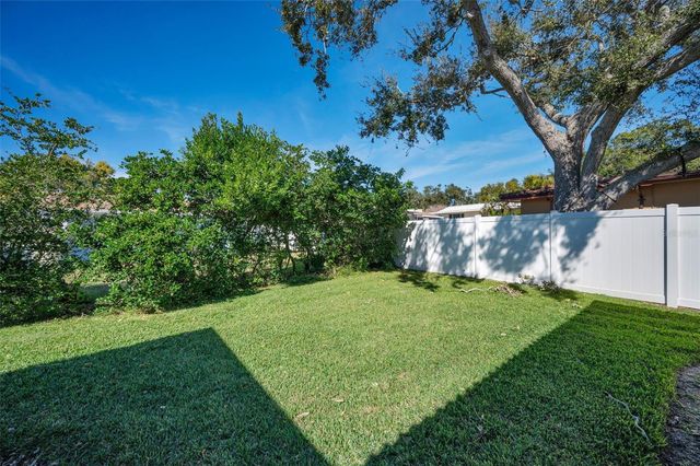 12045 68TH TERRACE, Seminole, FL 33772