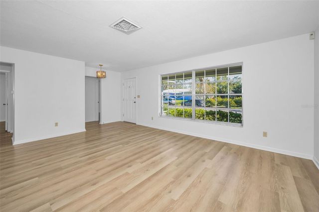 12045 68TH TERRACE, Seminole, FL 33772