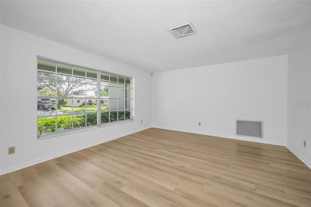 12045 68TH TERRACE, Seminole, FL 33772