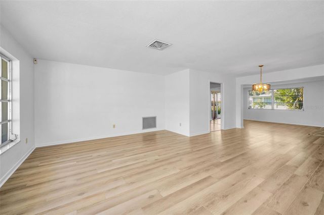 12045 68TH TERRACE, Seminole, FL 33772