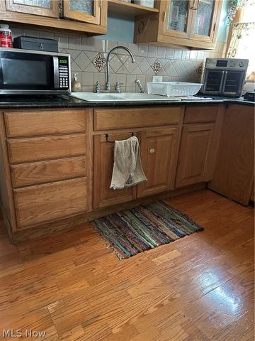 17445 Northwood Avenue, Lakewood, OH 44107