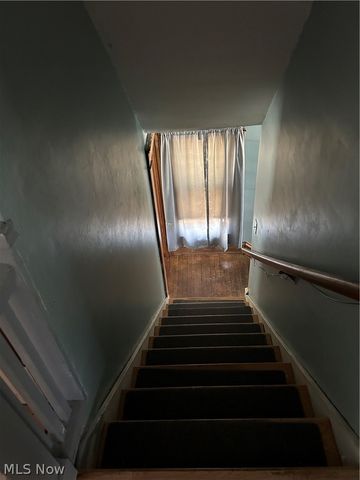 17445 Northwood Avenue, Lakewood, OH 44107
