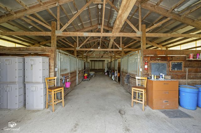 27057 S Woodlawn Avenue, Crete, IL 60417