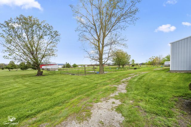 27057 S Woodlawn Avenue, Crete, IL 60417