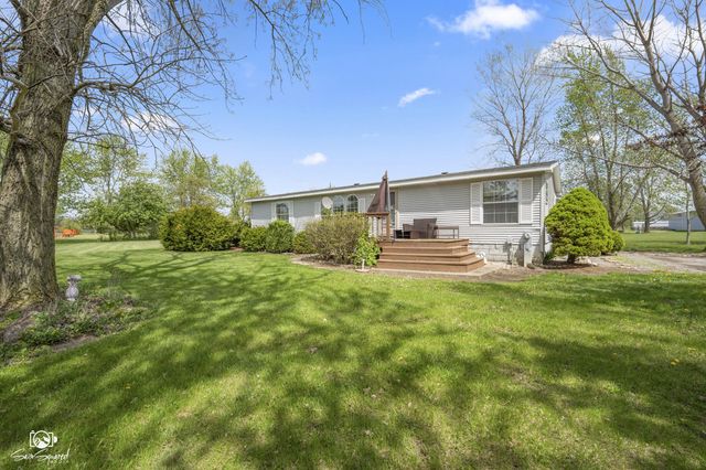 27057 S Woodlawn Avenue, Crete, IL 60417