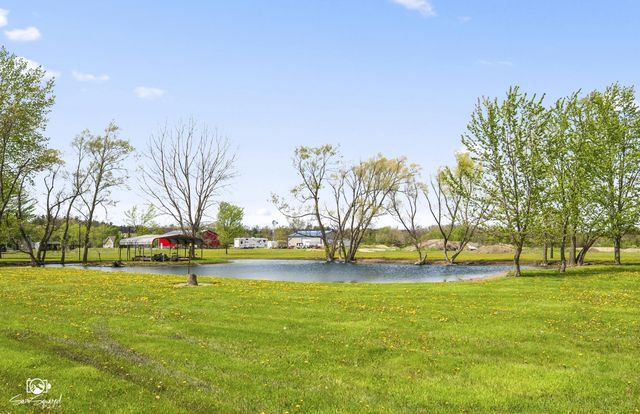 27057 S Woodlawn Avenue, Crete, IL 60417