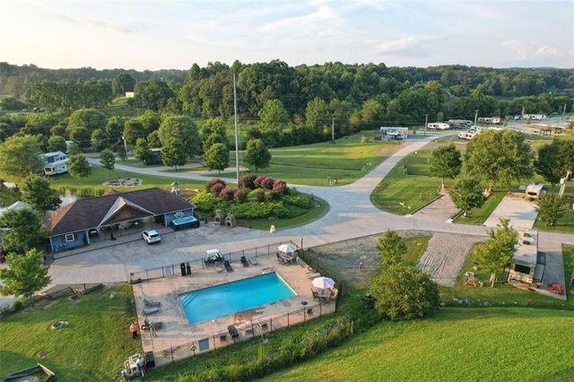 121 Mountain Meadows Drive, Morganton, GA 30560