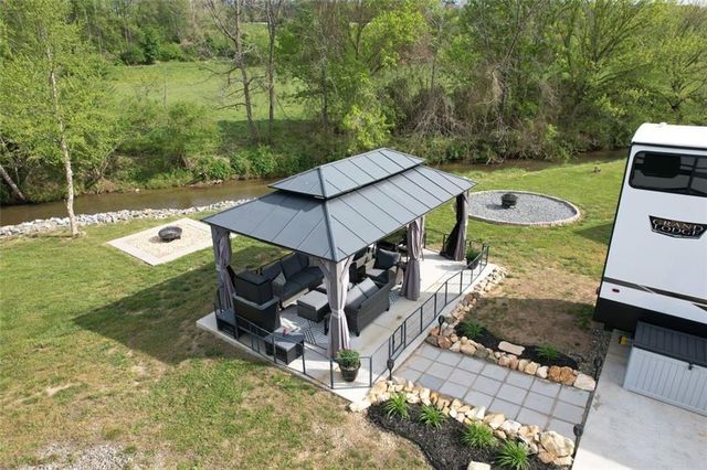 121 Mountain Meadows Drive, Morganton, GA 30560