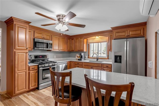 15 Willow Drive, West Seneca, NY 14224