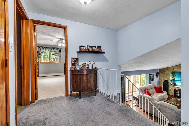 15 Willow Drive, West Seneca, NY 14224