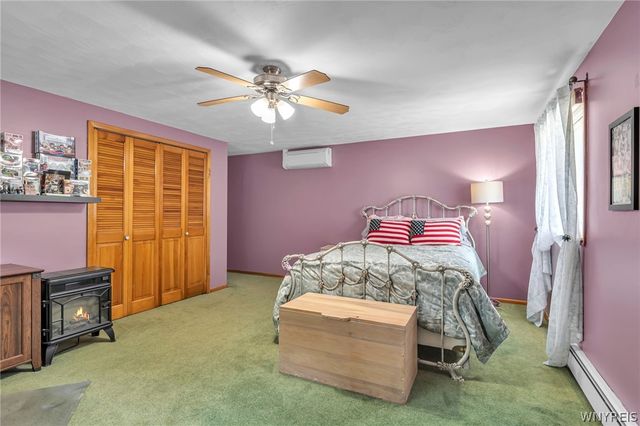 15 Willow Drive, West Seneca, NY 14224