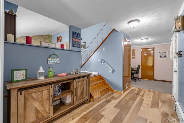 15 Willow Drive, West Seneca, NY 14224